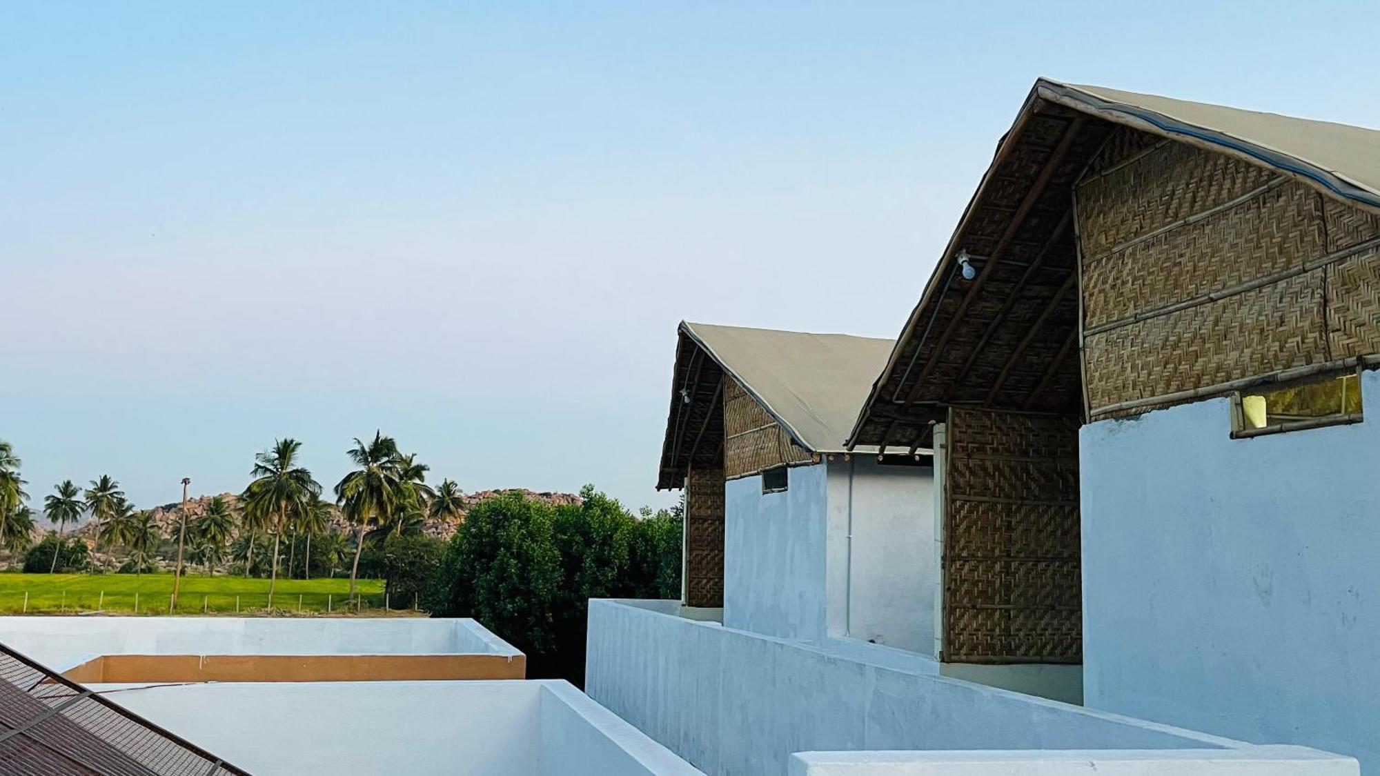 Greenstone Resort Hampi Luaran gambar